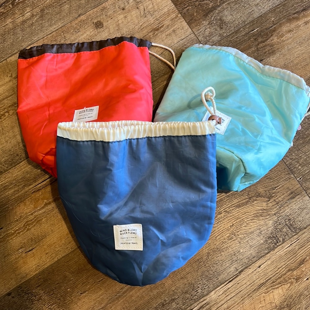 Set of 3 cinch travel makeup bags
